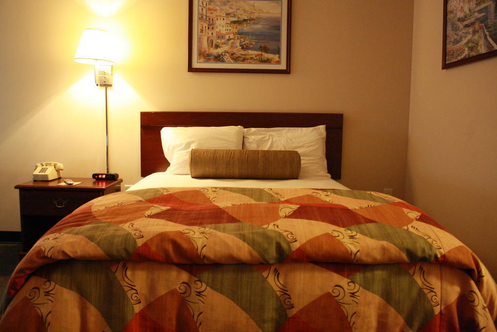 Intown Suites Extended Stay Select Hampton Va Oda fotoğraf